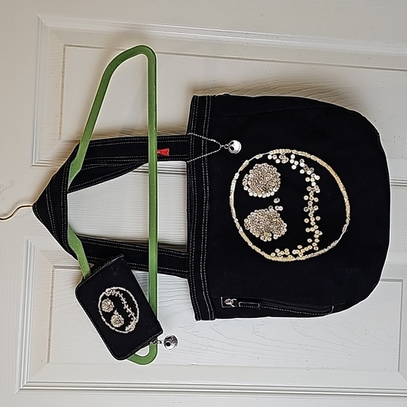 Handbags - Animations The Night Before Christmas Black Canvas Tote and Wallet Set GUC